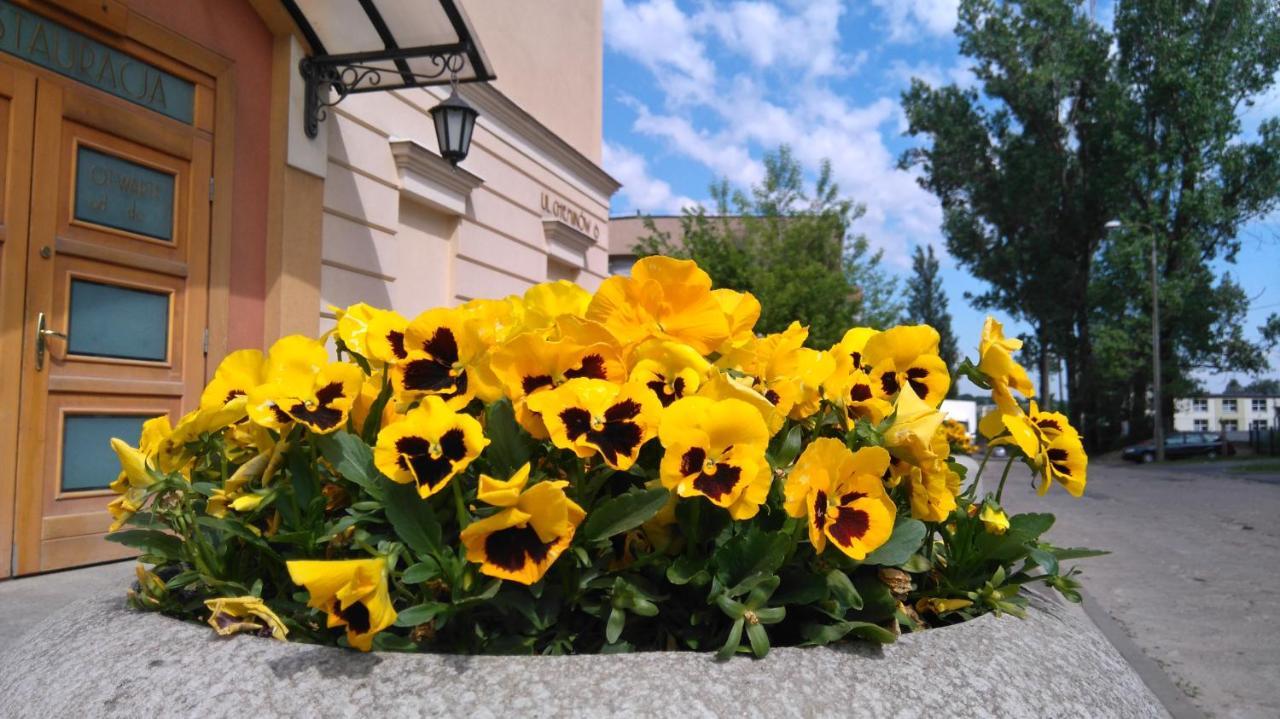 Hotel San Remo Zgierz Exterior foto